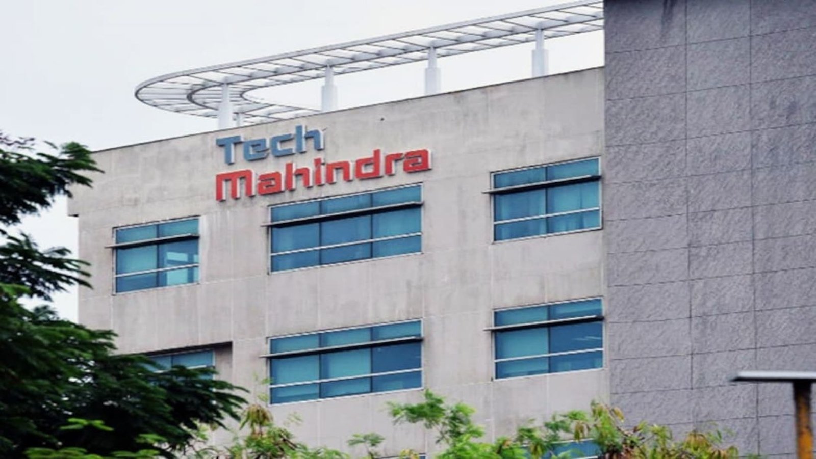 Tech Mahindra Hiring Freshers Customer Care Associate 